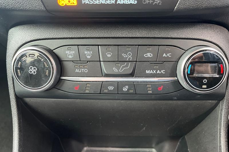 Used Ford Fiesta 2018 for sale - 76064681: Photo 26