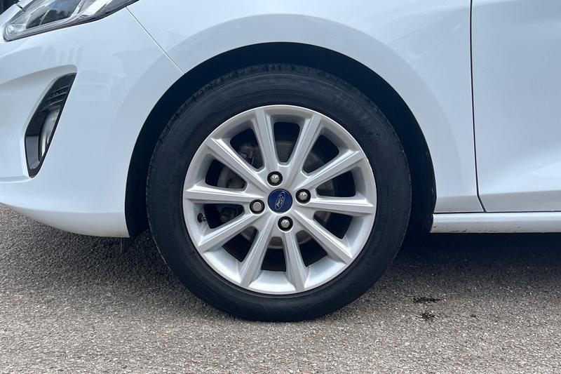 Used Ford Fiesta 2018 for sale - 76064681: Photo 40