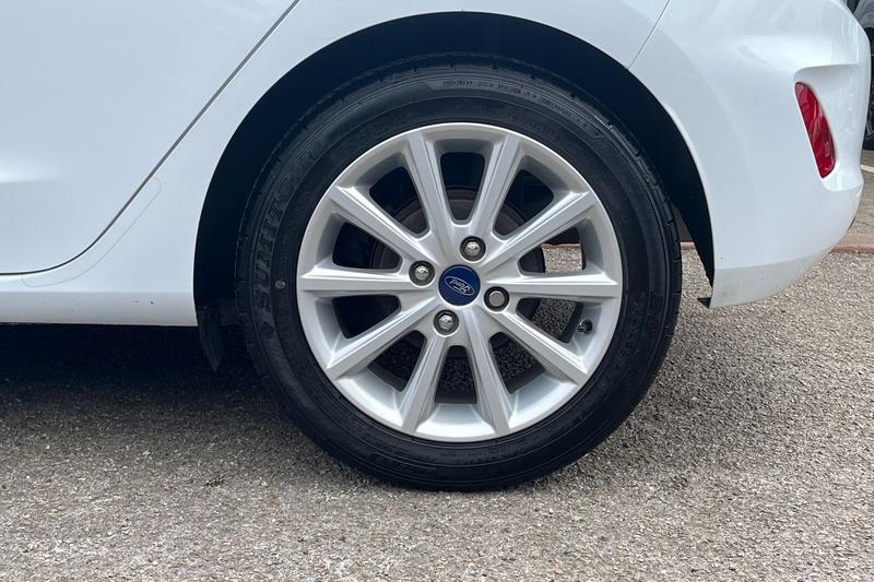 Used Ford Fiesta 2018 for sale - 76064681: Photo 8