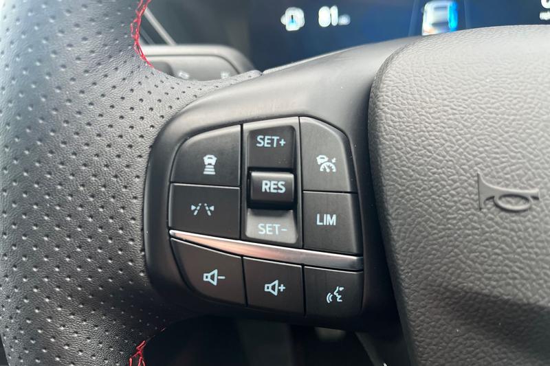 Used Ford Kuga 2025 for sale - 77613666: Photo 32