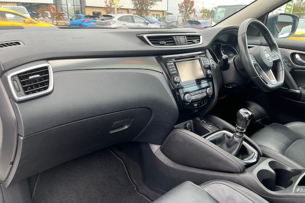 Used Nissan Qashqai 2018 for sale - 76234927: Photo 18