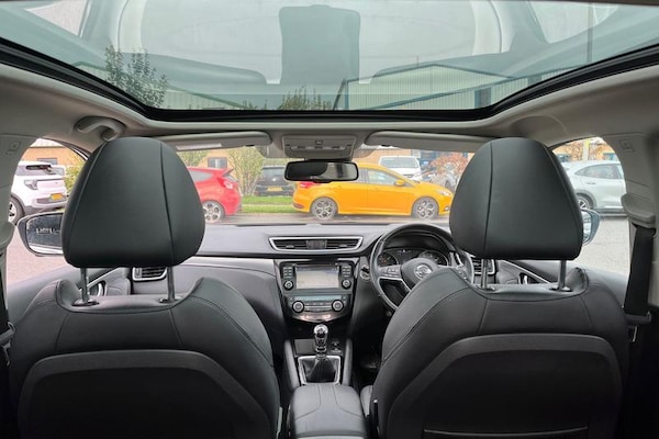 Used Nissan Qashqai 2018 for sale - 76234927: Photo 32
