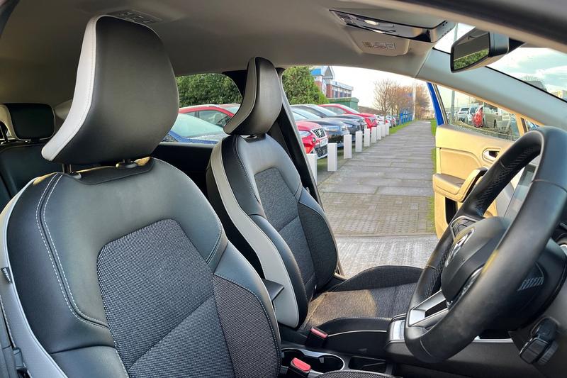 Used Renault Captur 2023 for sale - 77407028: Photo 17