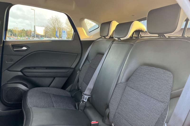 Used Renault Captur 2023 for sale - 77407028: Photo 20