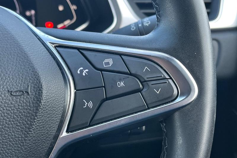 Used Renault Captur 2023 for sale - 77407028: Photo 25