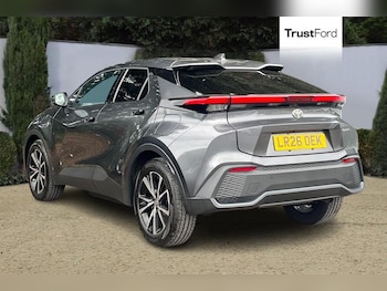 Used Toyota C-HR 2026 for sale - 79357574: Photo