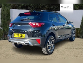 Used Kia Stonic 2025 for sale - 79031982: Photo