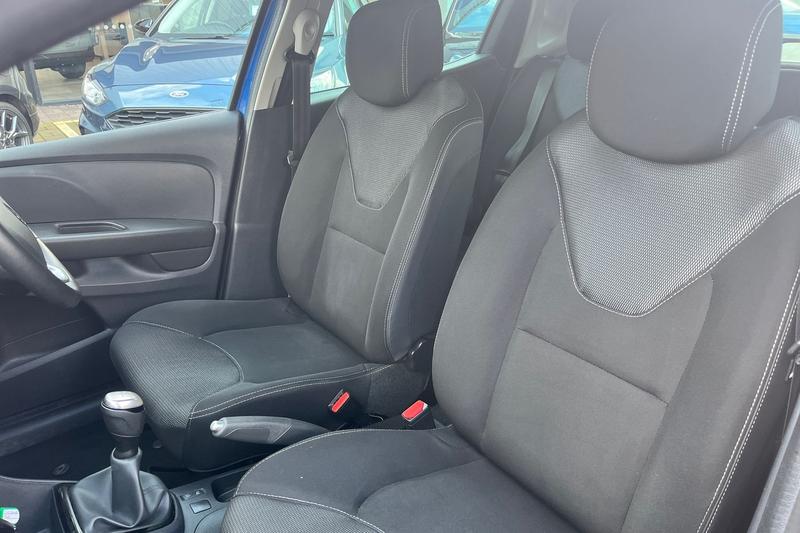 Used Renault Clio 2019 for sale - 76508183: Photo 19