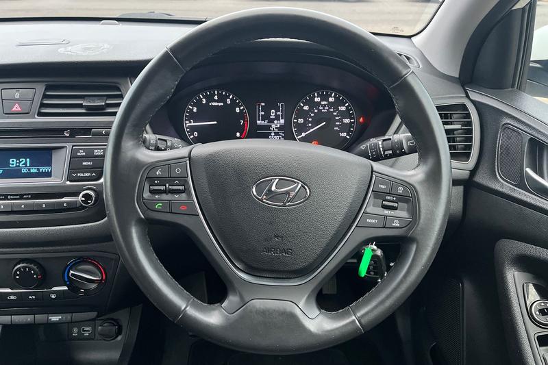 Used Hyundai i20 2017 for sale - 77427288: Photo 12