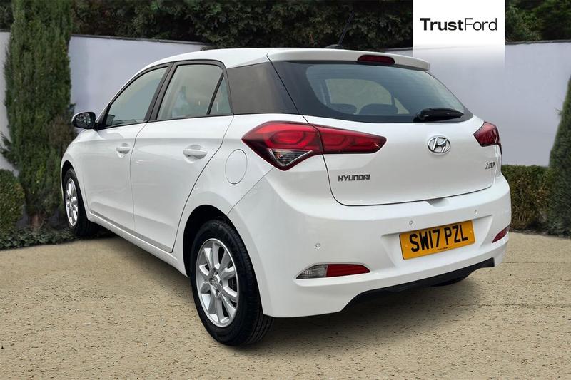 Used Hyundai i20 2017 for sale - 77427288: Photo 2