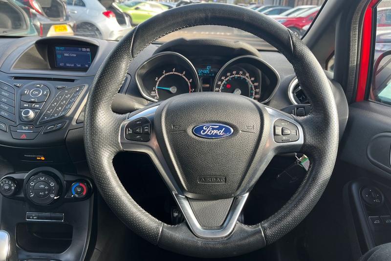 Used Ford Fiesta 2017 for sale - 77691567: Photo 12