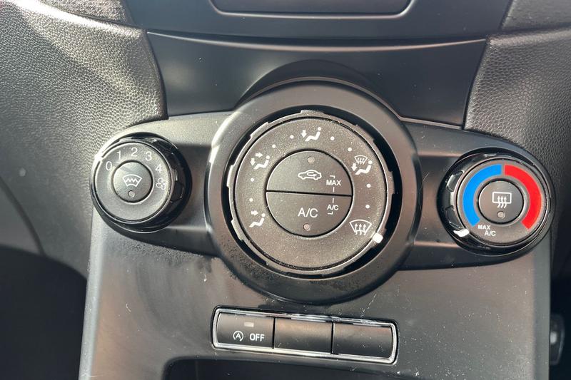 Used Ford Fiesta 2017 for sale - 77691567: Photo 30