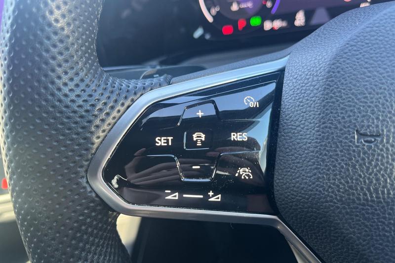 Used Volkswagen Golf 2021 for sale - 77746754: Photo 22