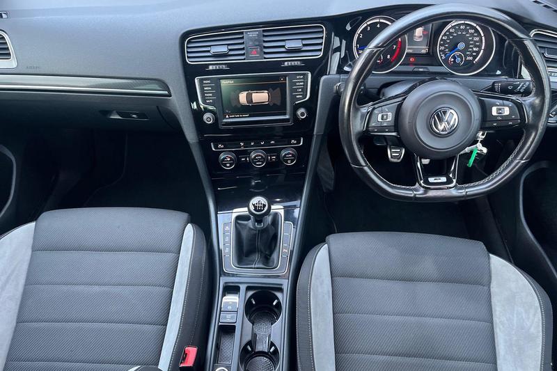 Used Volkswagen Golf 2015 for sale - 77973679: Photo 10