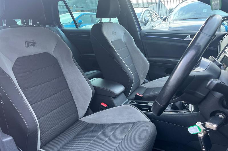 Used Volkswagen Golf 2015 for sale - 77973679: Photo 17