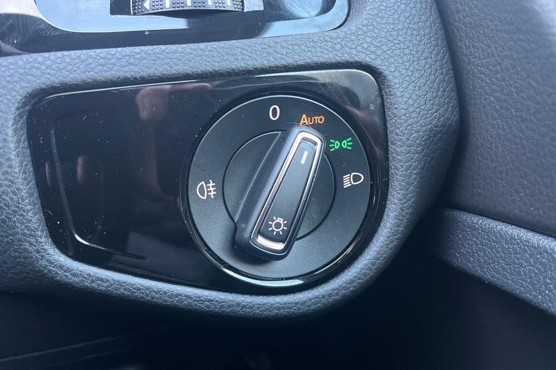 Used Volkswagen Golf 2015 for sale - 77973679: Photo 28