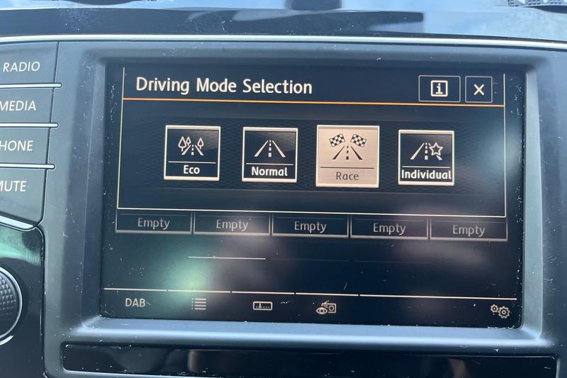 Used Volkswagen Golf 2015 for sale - 77973679: Photo 32