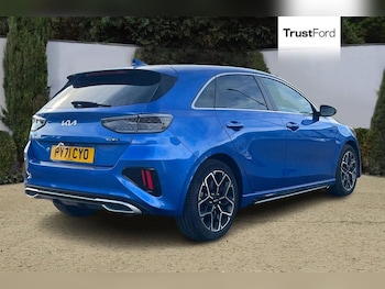 Used Kia Ceed 2021 for sale - 75822880: Photo