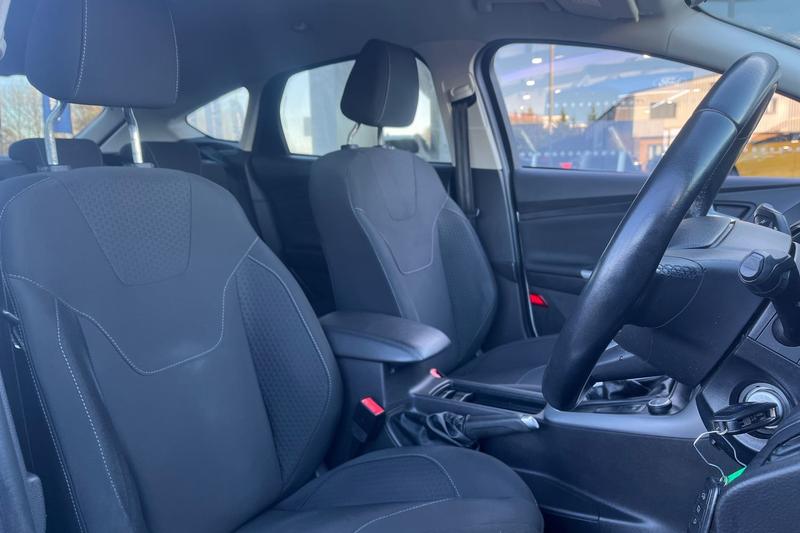 Used Ford Focus 2018 for sale - 76703270: Photo 17