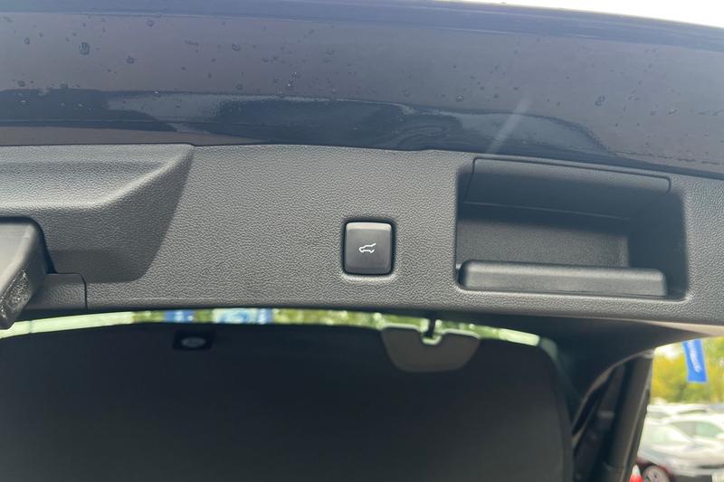 Used Ford Kuga 2024 for sale - 76131463: Photo 25
