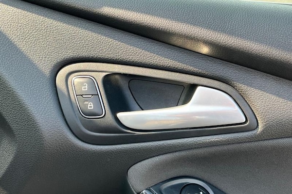 Used Ford Focus 2018 for sale - 75567589: Photo 31