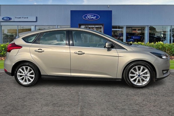 Used Ford Focus 2018 for sale - 75567589: Photo 3