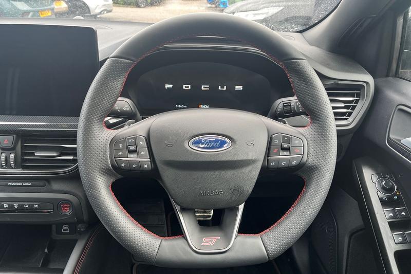 Used Ford Focus 2025 for sale - 77718671: Photo 12