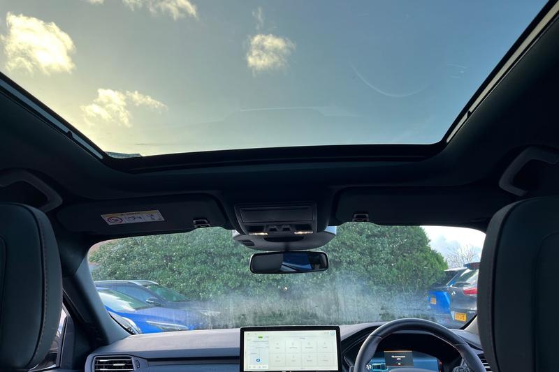 Used Ford Kuga 2025 for sale - 76782341: Photo 24