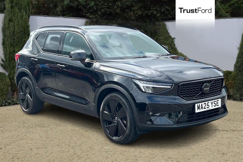 Used Volvo XC40 2025 for sale - 76616301: Photo 1