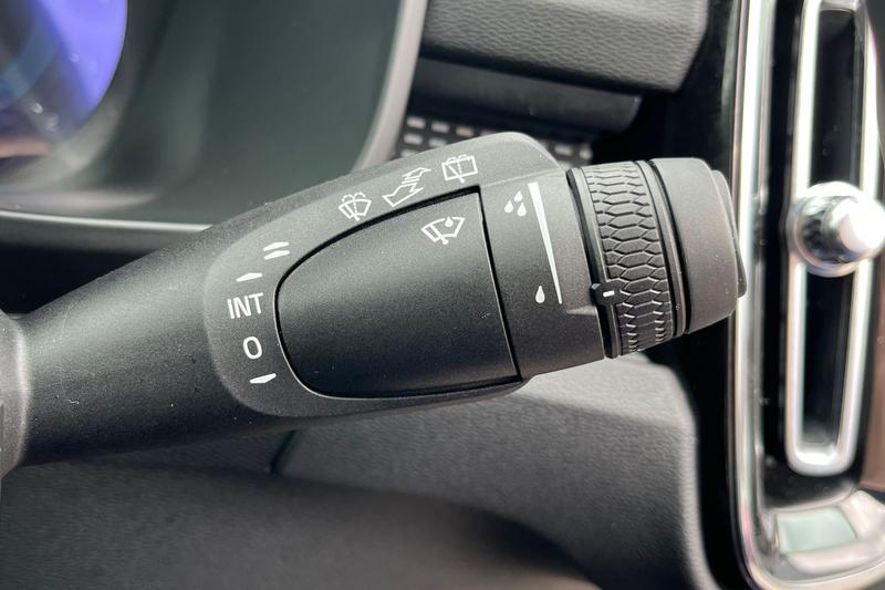 Used Volvo XC40 2025 for sale - 76616301: Photo 15