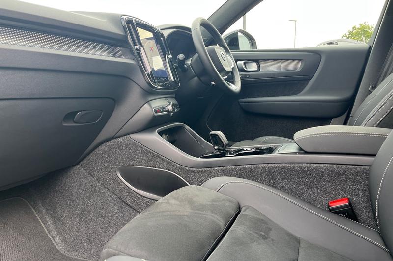 Used Volvo XC40 2025 for sale - 76616301: Photo 18