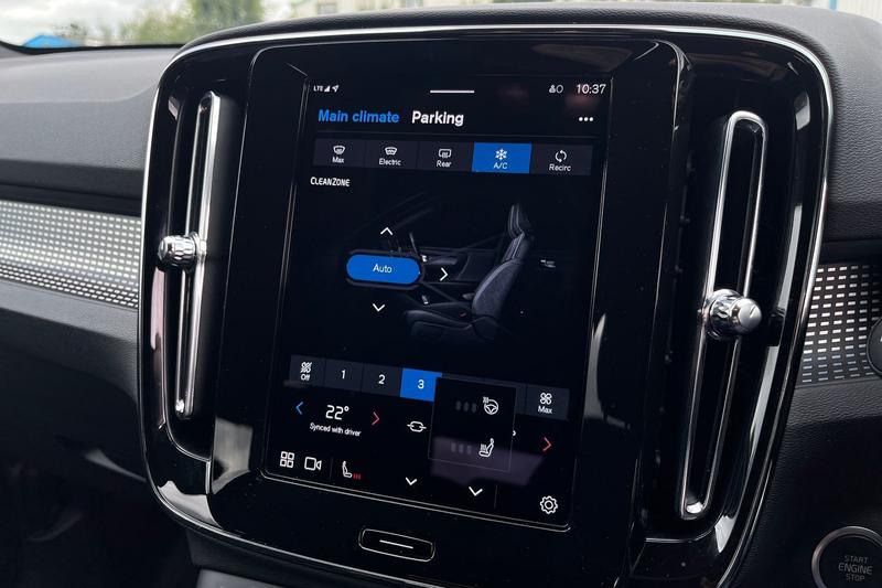 Used Volvo XC40 2025 for sale - 76616301: Photo 36