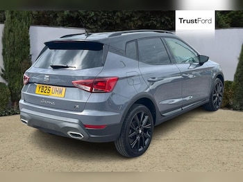 Used SEAT Arona 2025 for sale - 78607147: Photo