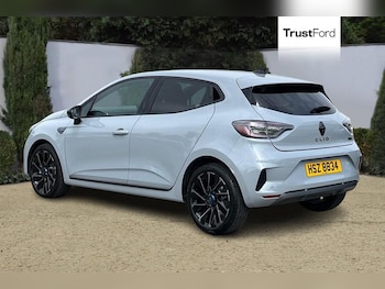 Used Renault Clio 2024 for sale - 75586998: Photo