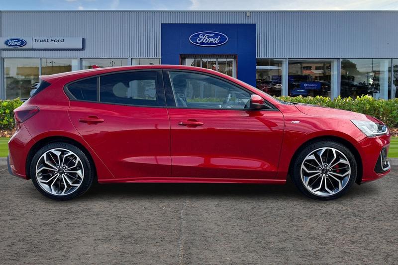 Used Ford Focus 2023 for sale - 78028721: Photo 3