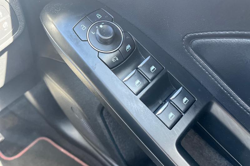 Used Ford Focus 2022 for sale - 78095217: Photo 16