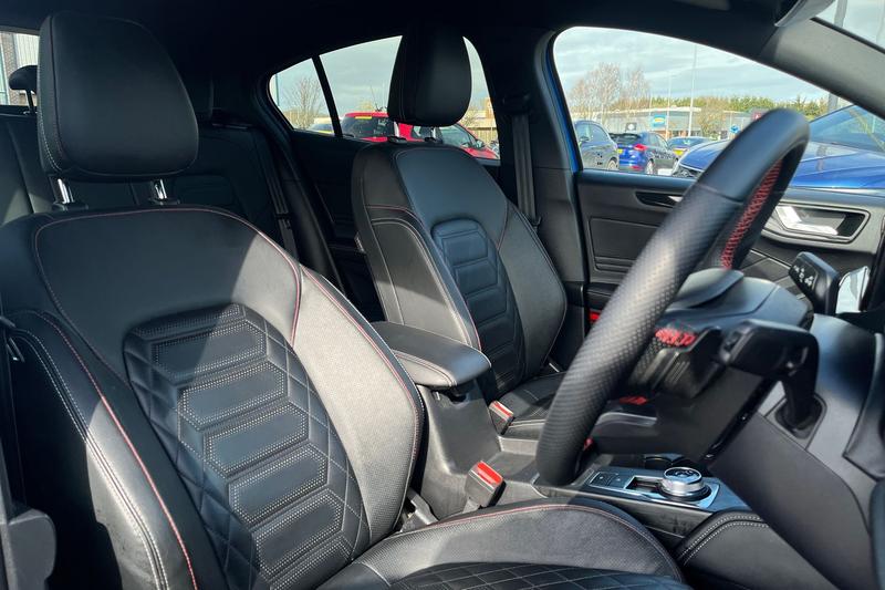 Used Ford Focus 2022 for sale - 78095217: Photo 17