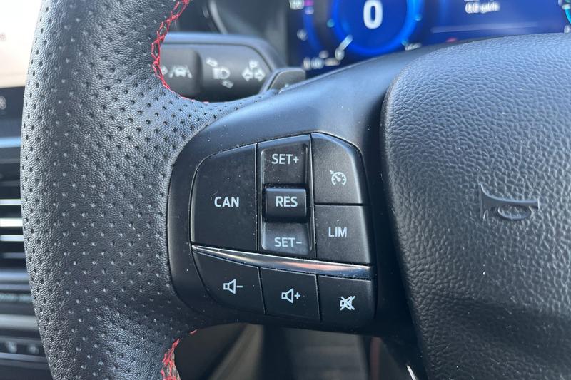 Used Ford Focus 2022 for sale - 78095217: Photo 23