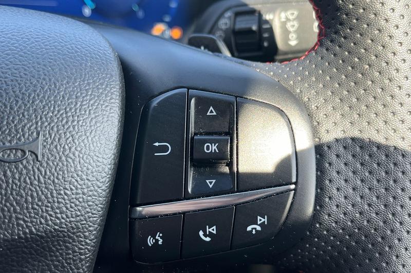 Used Ford Focus 2022 for sale - 78095217: Photo 24