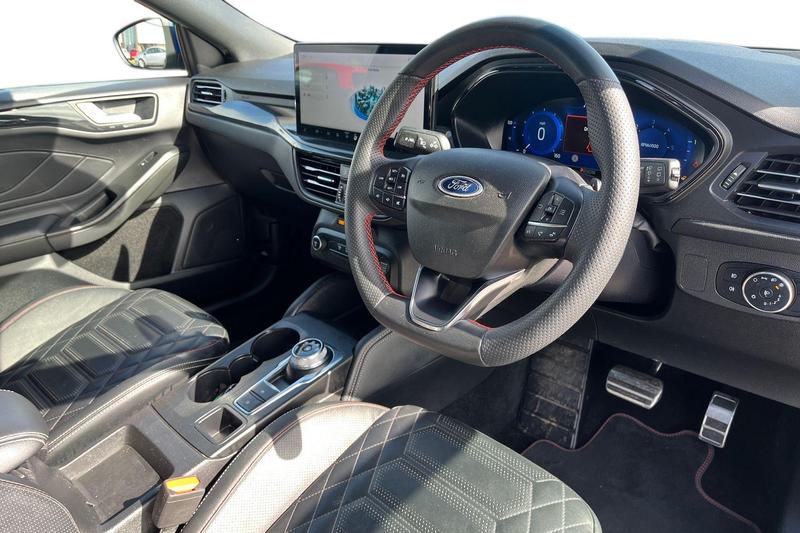 Used Ford Focus 2022 for sale - 78095217: Photo 9