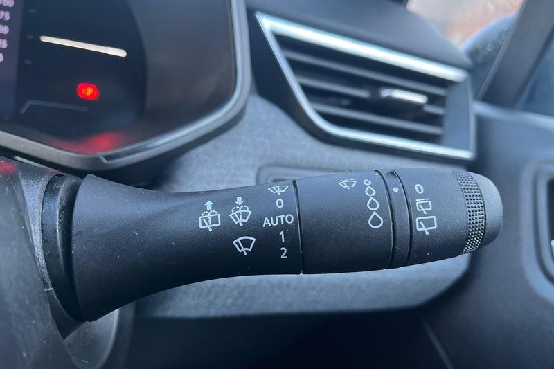 Used Renault Clio 2025 for sale - 77354469: Photo 15