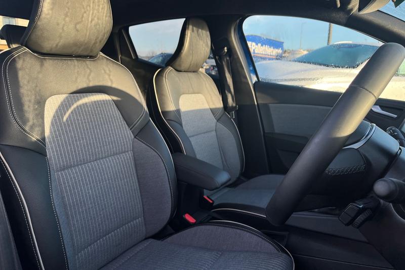 Used Renault Clio 2025 for sale - 77354469: Photo 17