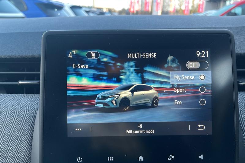 Used Renault Clio 2025 for sale - 77354469: Photo 32