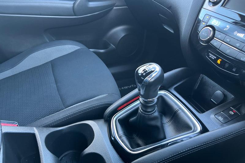 Used Nissan Qashqai 2018 for sale - 77088165: Photo 30