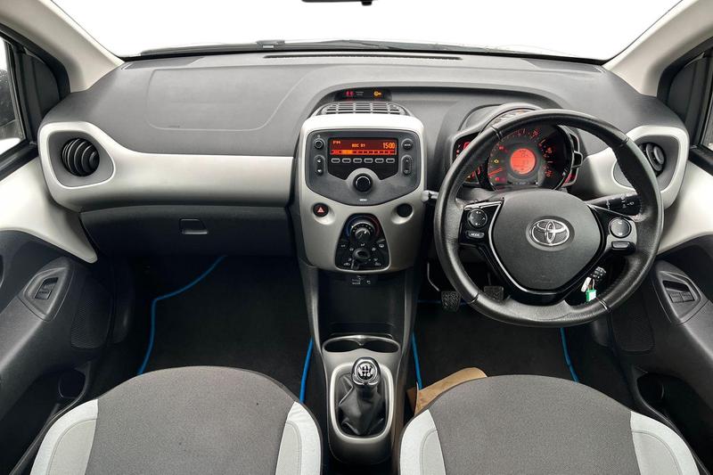 Used Toyota AYGO 2017 for sale - 76458499: Photo 10