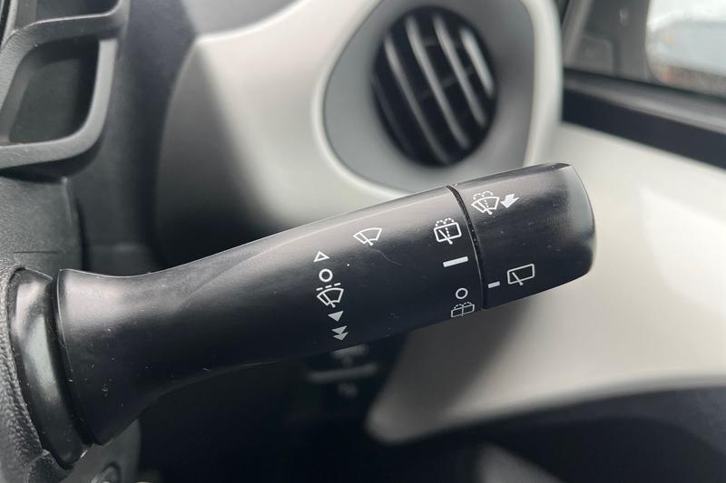 Used Toyota AYGO 2017 for sale - 76458499: Photo 15