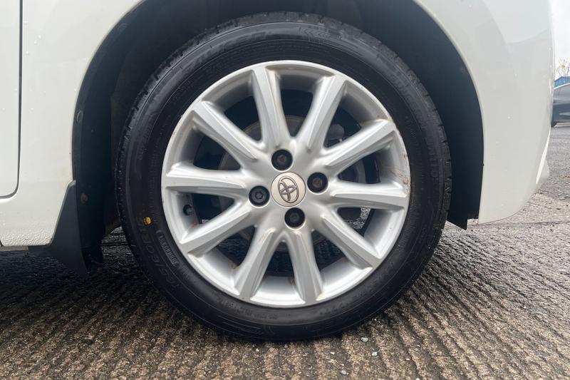 Used Toyota AYGO 2017 for sale - 76458499: Photo 25