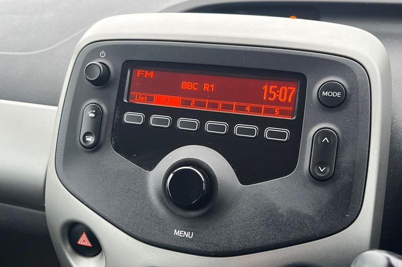 Used Toyota AYGO 2017 for sale - 76458499: Photo 33