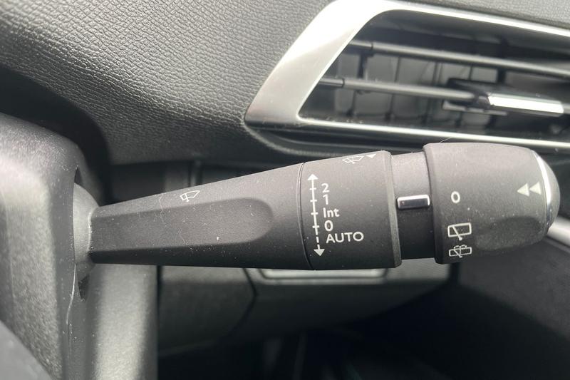 Used Peugeot 3008 2021 for sale - 77450338: Photo 15