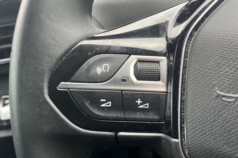 Used Peugeot 3008 2021 for sale - 77450338: Photo 31